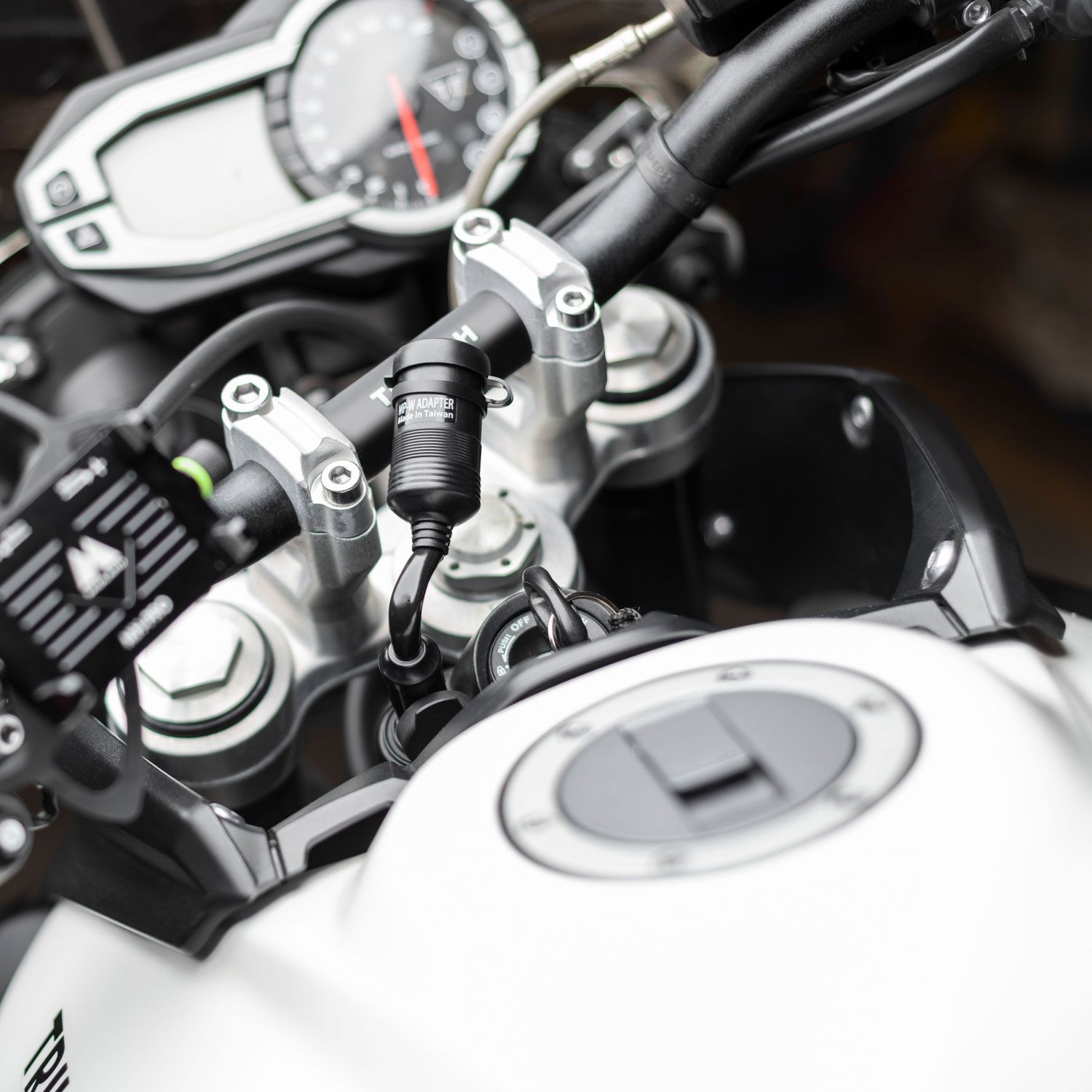 MP-W 12V Zigarettenanzünder/DIN (BMW) Adapterkabel